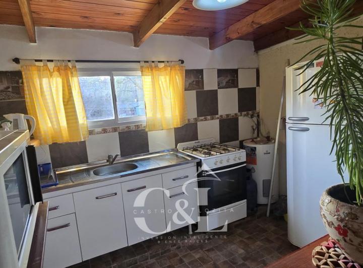 VENTA CHALET EQUIPADO CON PILETA, 900MTS DE TERRENO A 100MTS DE RUTA 38 En Villa Santa Cruz del Lago 5