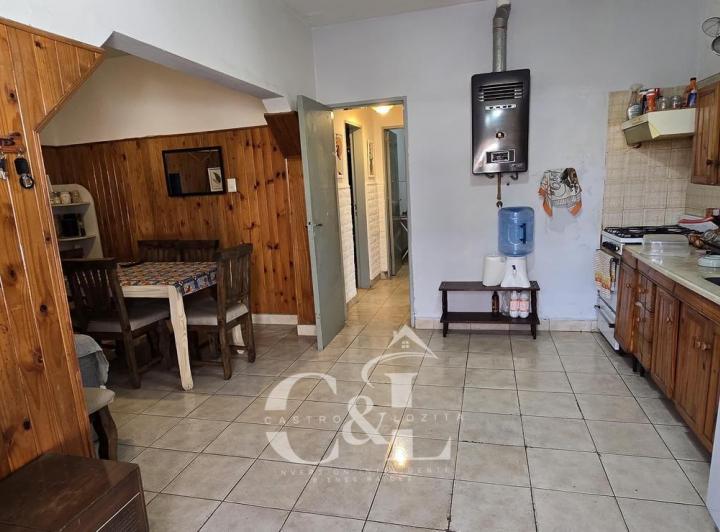 VENTA CASA   DUPLEX   DPTO C/GAS NATURAL, A MTS DE AV. CÁRCANO.  VILLA CARLOS PAZ 3