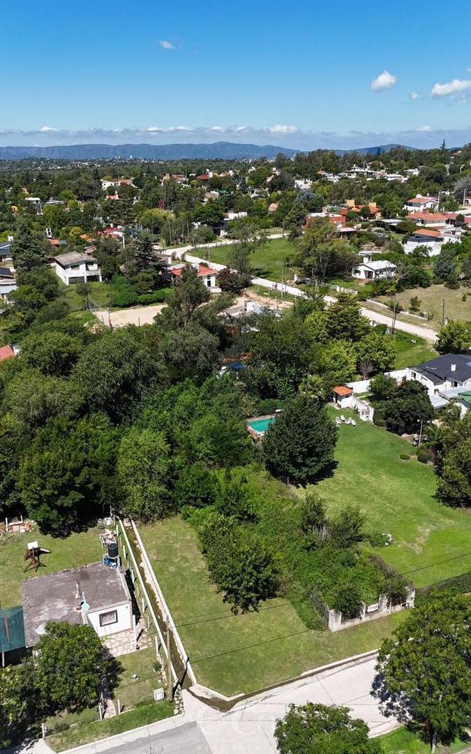Foto de Venta Oportunidad Terreno En Tanti De 1.400 M² En Barrio Marimat, imagen 1