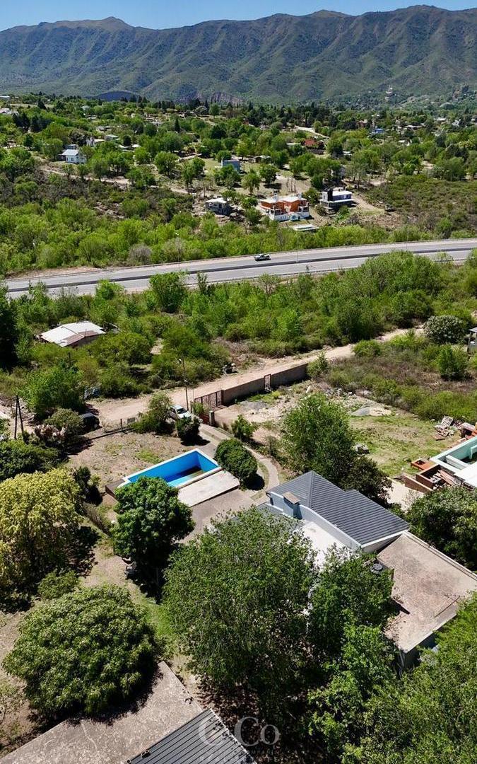 Foto de Venta Chalet De 3 Dormitorios Con Piscina En 1.040 M2 De Terreno En, imagen 3