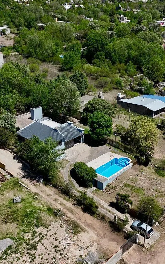 Venta Chalet De 3 Dormitorios Con Piscina En 1.040 M2 De Terreno En Mirador Del Lago - Bialet Massé 5