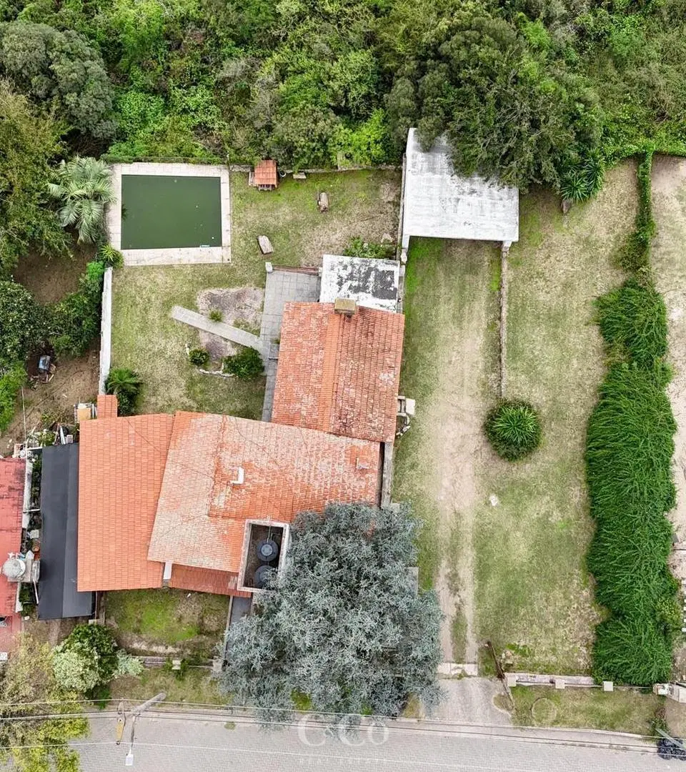 Venta Casa 3 / 4 Dormitorios Con Piscina A 50 Metros De Ruta 38 En Villa Del Lago - Villa Carlos Paz 5