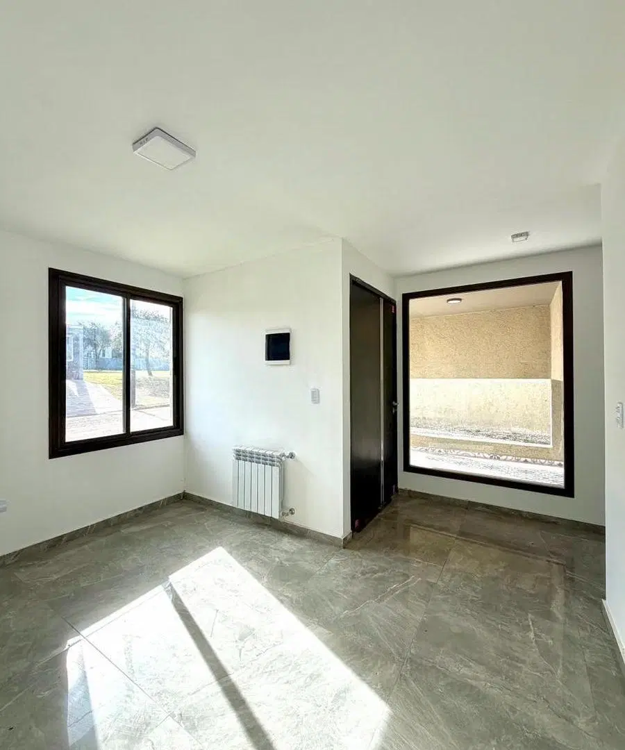Venta Casa De Categoría A Estrenar de 2 Dormitorios En Barrio Cerrado Tejas IV - Malagueño 3