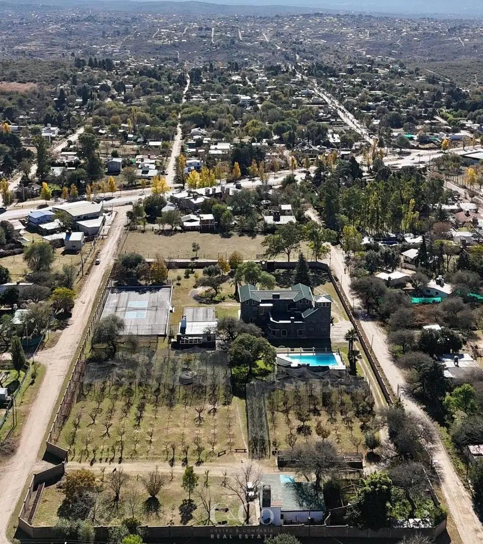Venta Palacio De Lujo En 12.000 M2 De Parque (1000 M2 Cubiertos) En Villa Parque Siquiman 5