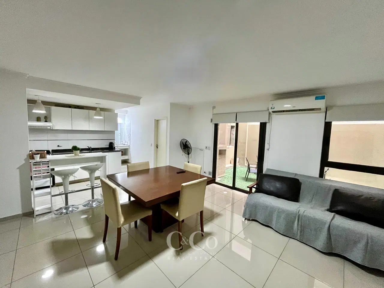 Venta Departamento De Categoría De 1 Dormitorio Y Cochera - Edificio El Pórtico En Carlos Paz Centro 5