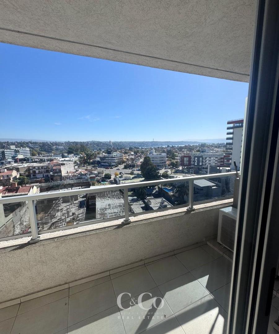 Venta Departamento de Categoría 2 Dormitorios Balcón Edificio Ópera Piso 9 Centro Villa Carlos Paz