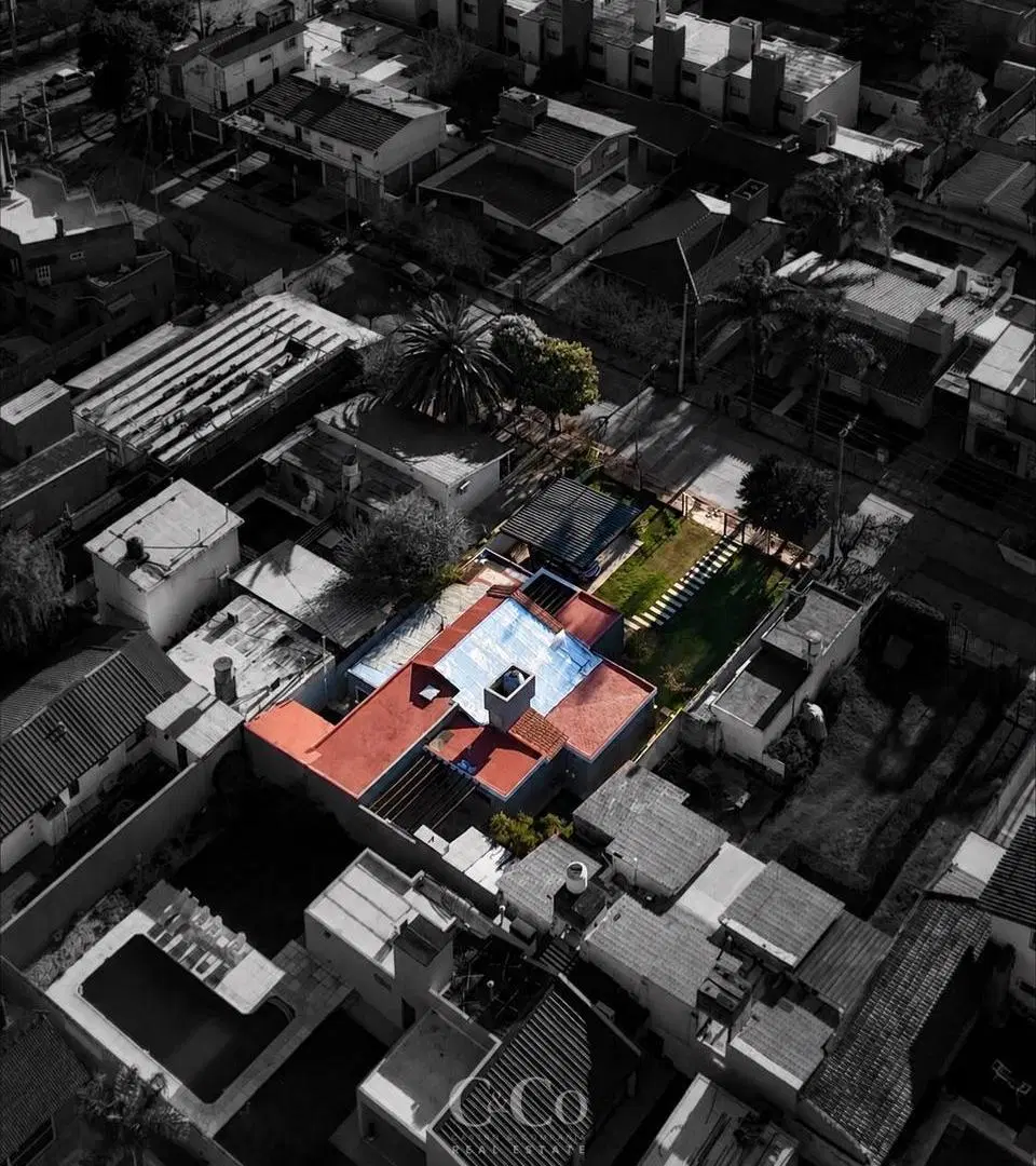 Venta Moderna Casa A Estrenar De 4 Dormitorios Y Piscina En Barrio Santa Rita – Villa Carlos Paz 2