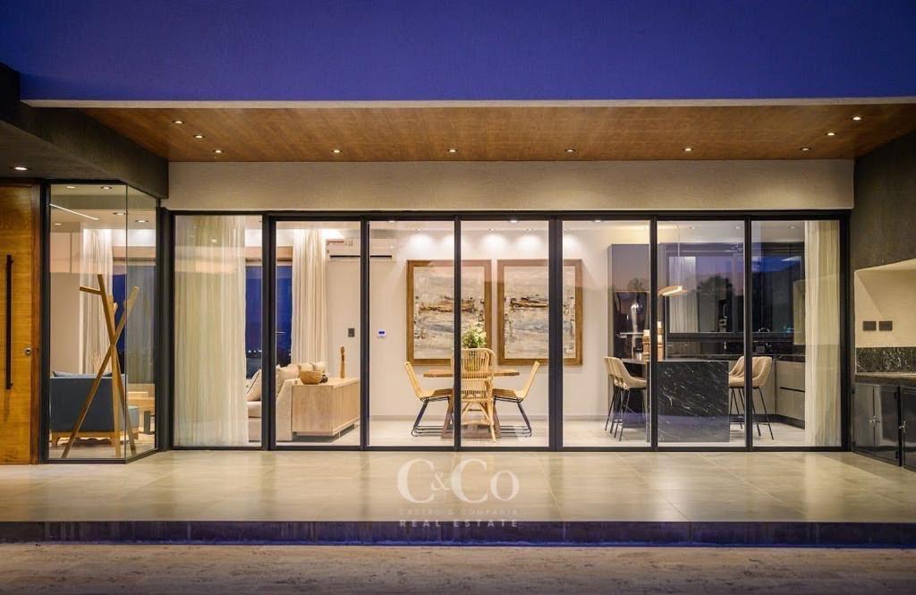 Foto de Venta Casa De Categoría 3 Dormitorios Con Piscina en Carlos Paz Golf, imagen 3
