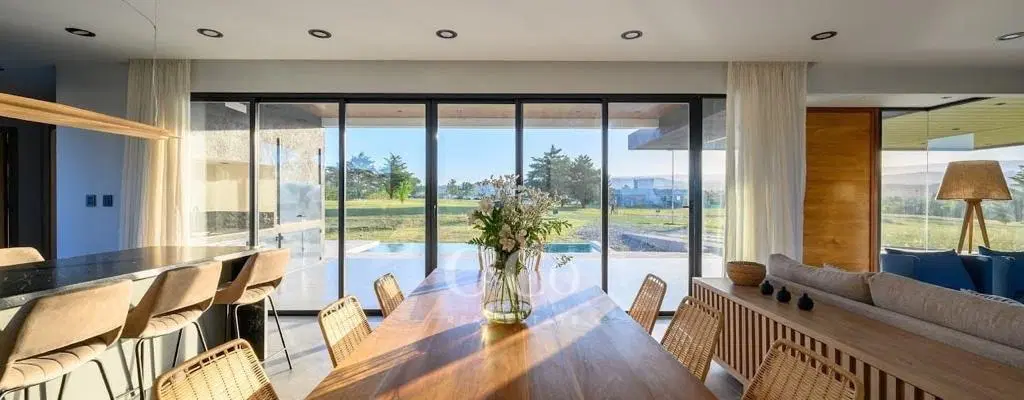 Venta Casa De Categoría 3 Dormitorios Con Piscina en Carlos Paz Golf - San Antonio De Arredondo 5