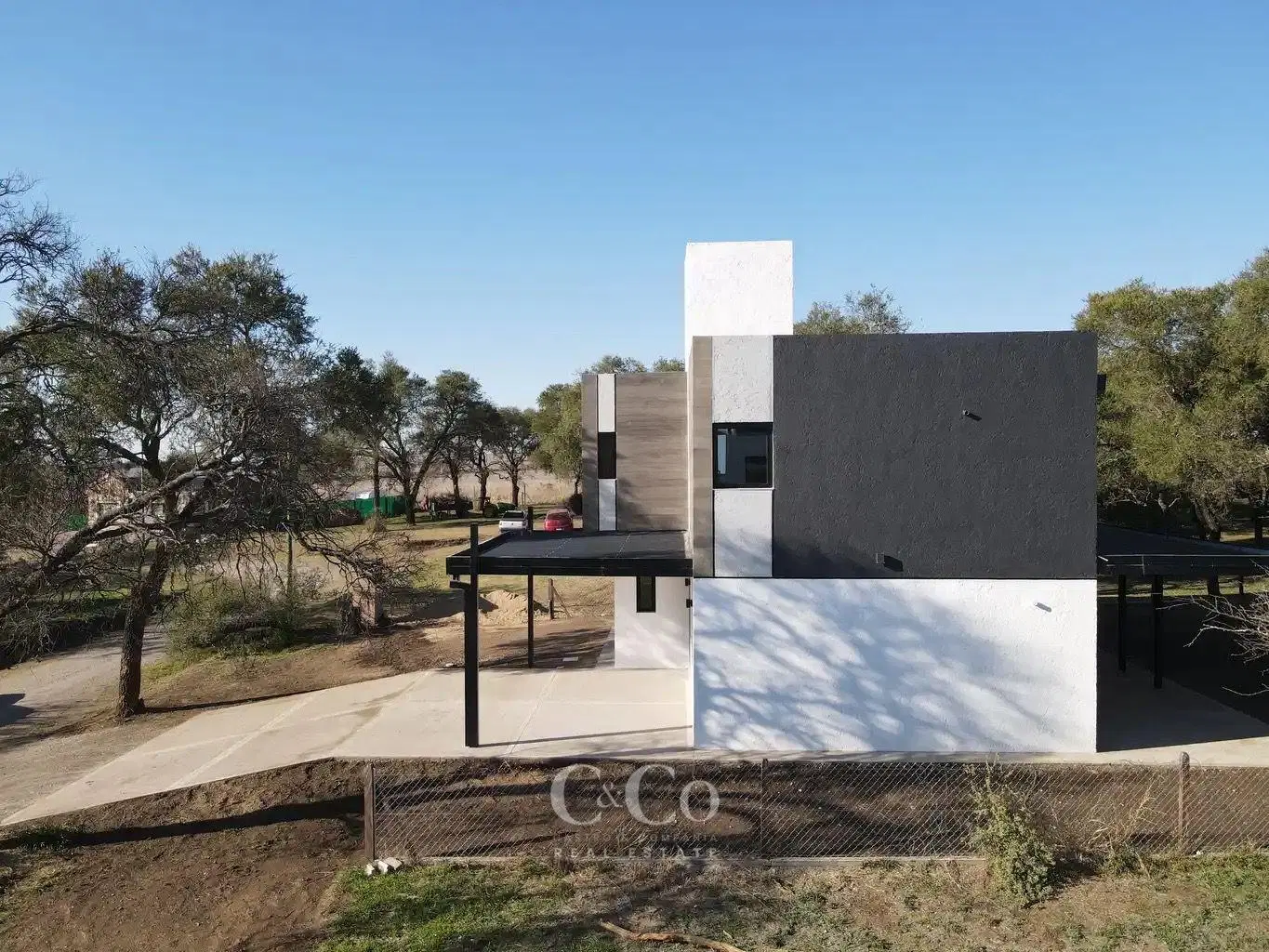 Venta Casa a Estrenar de 3 Dormitorios en Barrio Privado Valle del Golf – Malagueño 8