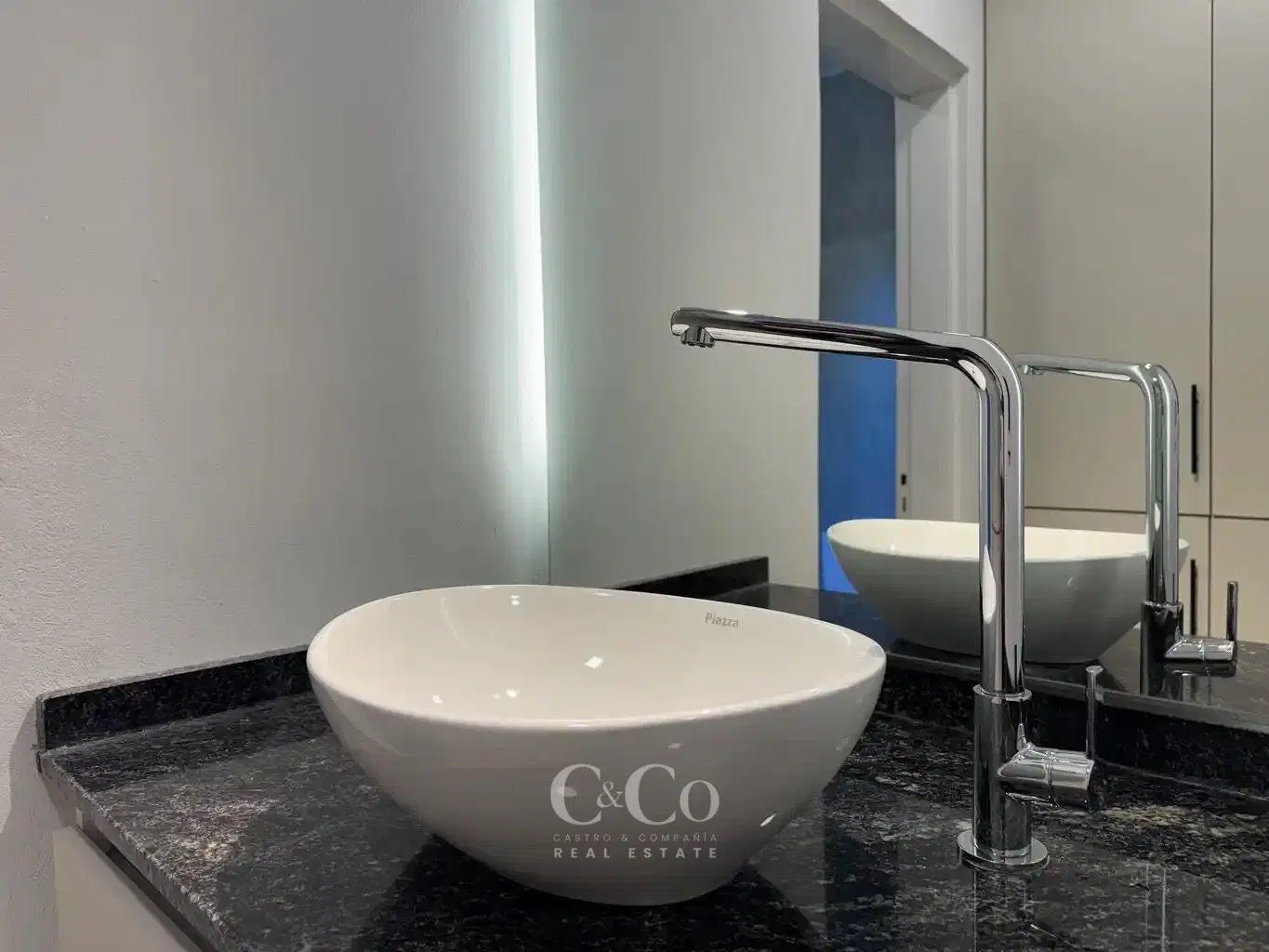 Venta Casa a Estrenar de 3 Dormitorios en Barrio Privado Valle del Golf – Malagueño 1