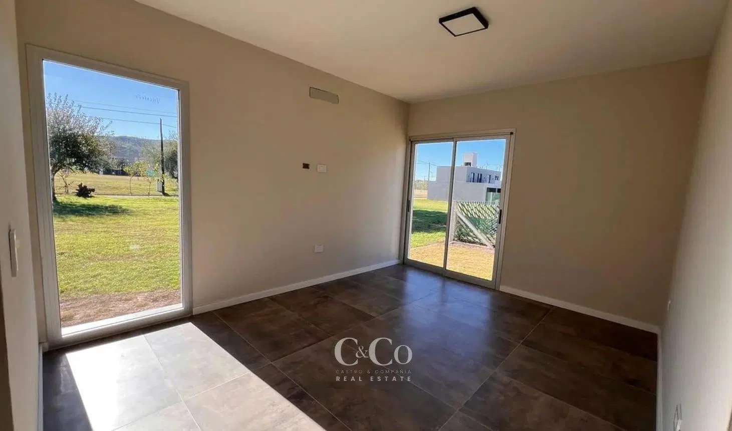 Venta Casa De Diseño De 3 Dormitorios En Tejas 4 – Malagueño 2