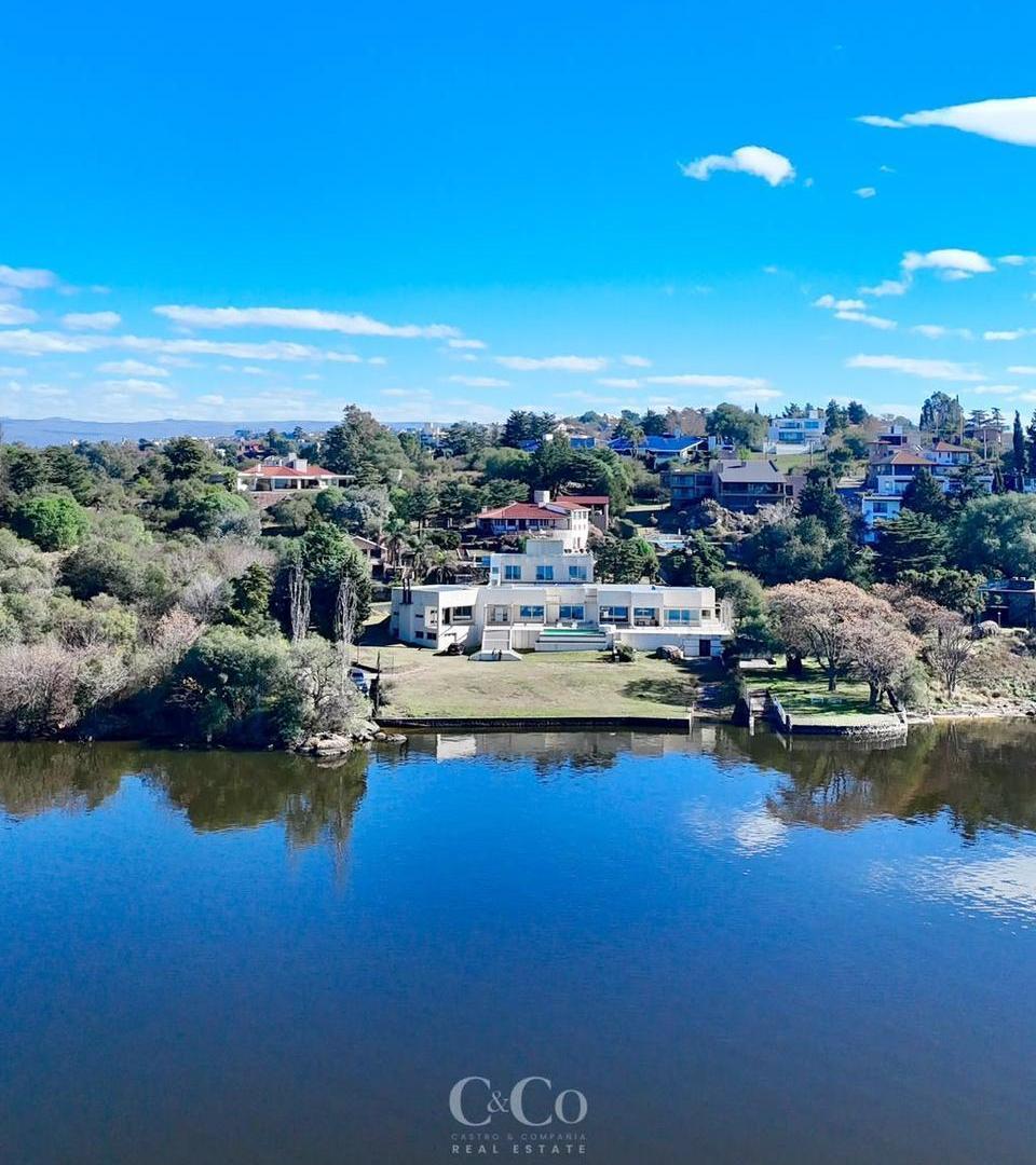 Foto de Venta Exclusiva Propiedad Con Costa Propia Bajada Directa Al Lago En, imagen 2