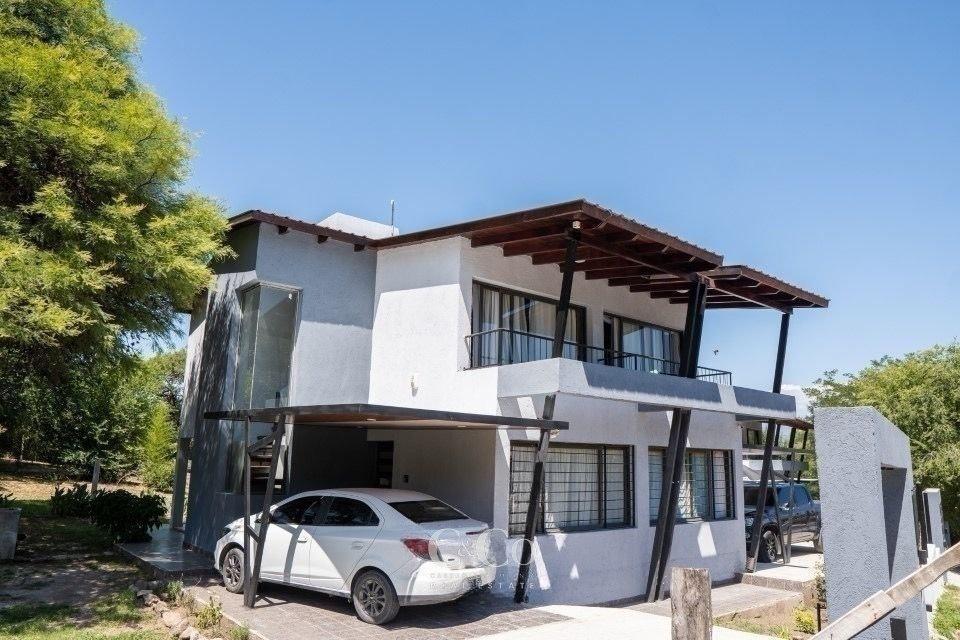 Foto de Venta Moderno Complejo Equipado En San Antonio De Arredondo Con Pileta, imagen 3