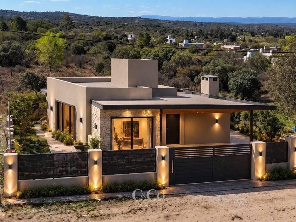 Foto de Venta Casa A Estrenar De 2 Dormitorios En Chacras De La Primavera, imagen 1