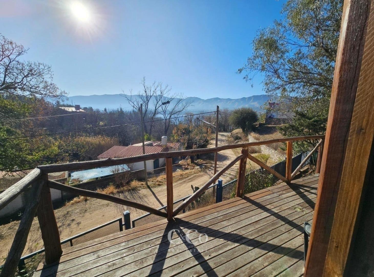 Foto de Venta Complejo de 2 Cabañas con Piscina frente al Lago San Roque en, imagen 2