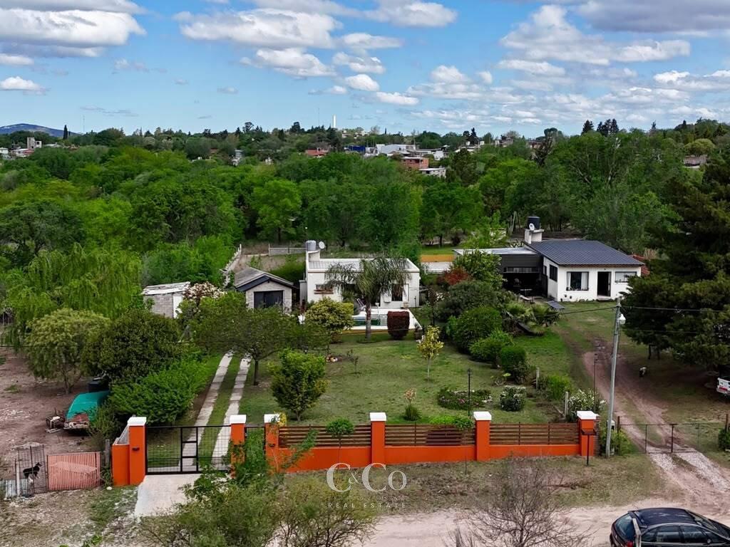 Foto de Casa Con Monoambiente Independiente En Venta Barrio Villa Parque San, imagen 1