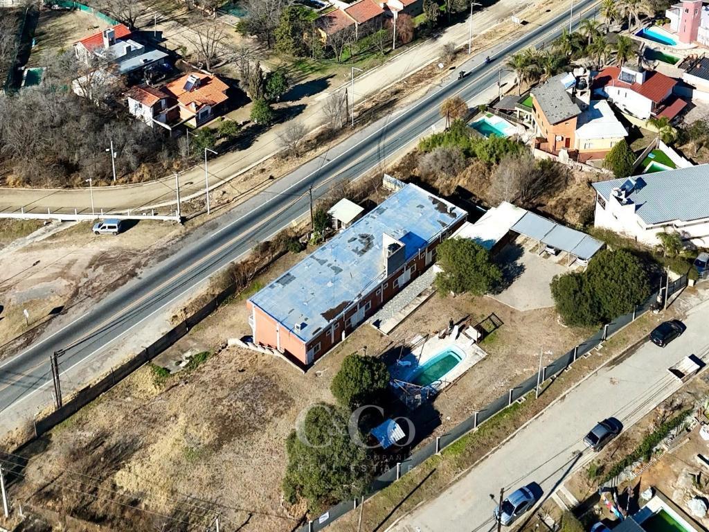 Foto de Venta Complejo Turístico Con 2.725 m2 De Terreno Sobre Ruta 38 En Villa, imagen 4
