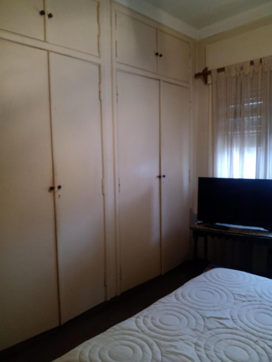 Foto de Chalet 5 MB c garaje y patio. Lote de 10 x 17,52 mts-, imagen 3