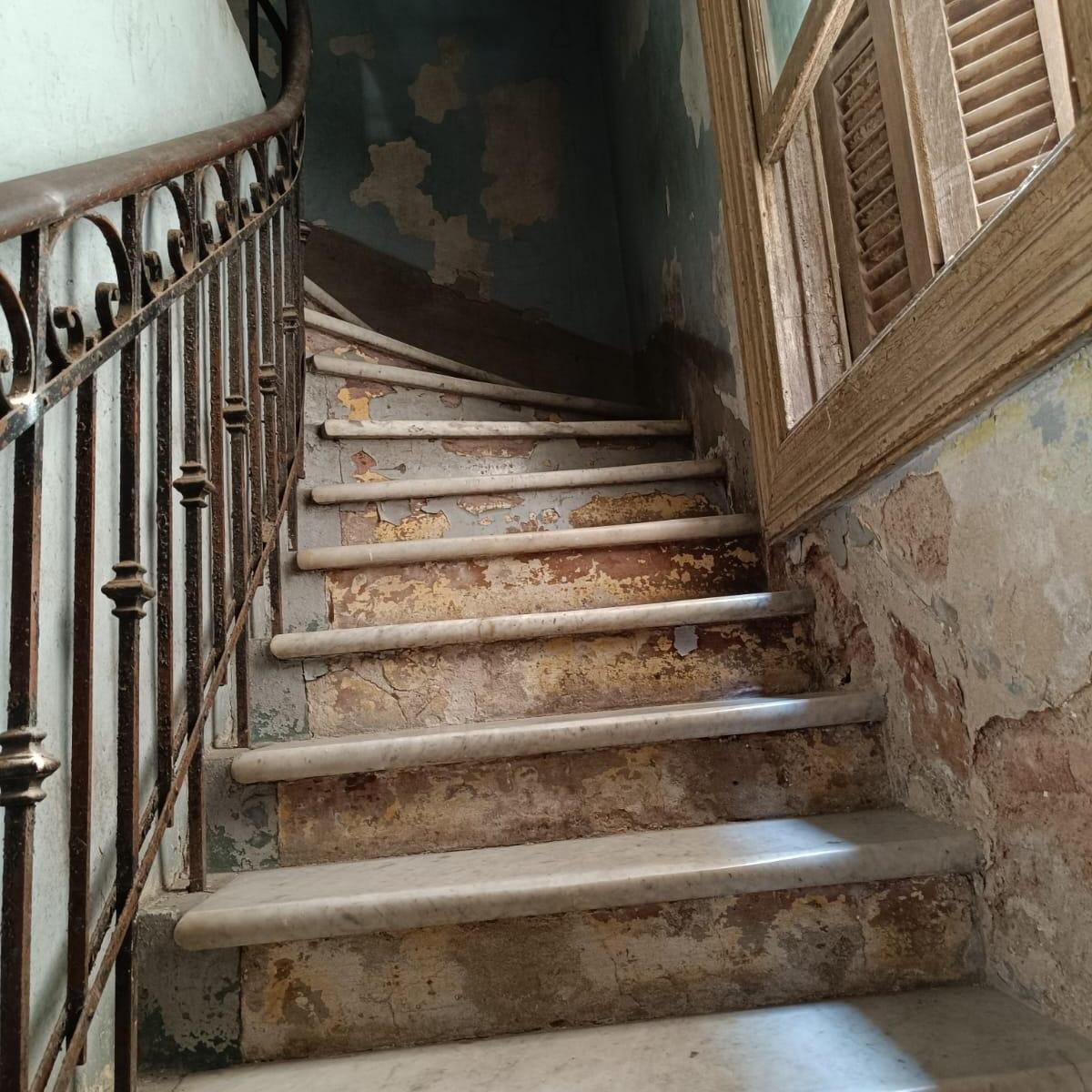 Villa Urquiza a m de Boulevard Mendoza. 1er Piso por Escalera. Excelente Ubicación. 4