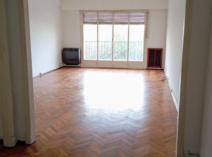 4 amb en excelente Edificio. A 1c/ de Av Maipú. 3