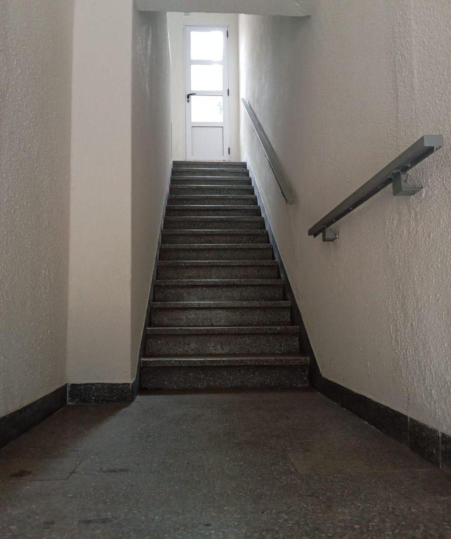 Foto de PH 3 amb con patio,1er piso por escalera. Reciclado a nuevo. A metros, imagen 4