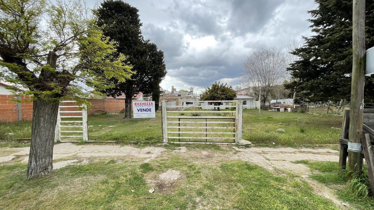 IDEAL PARA INVERSOR - S/LOTE DE 1000MTS 4 DPTOS 2 AMB!!!