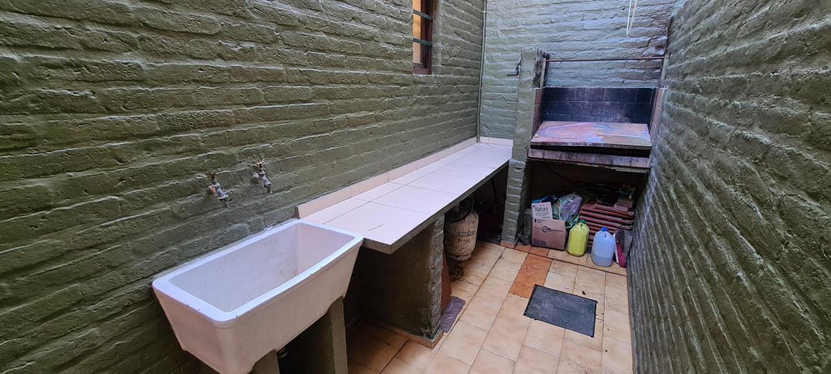 Duplex de 3 Ambientes en Zona Residencial! Aceptan Permutas! 4