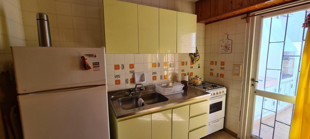 Duplex Tres Ambientes con Cochera a m de Av San Bernardo 5