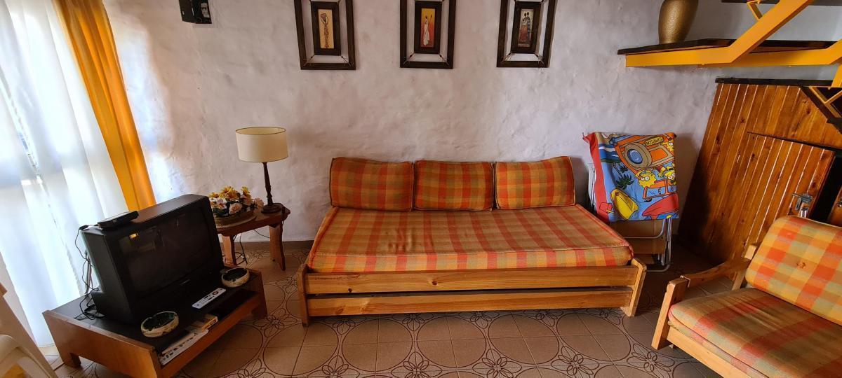 Duplex Tres Ambientes con Cochera a m de Av San Bernardo 4