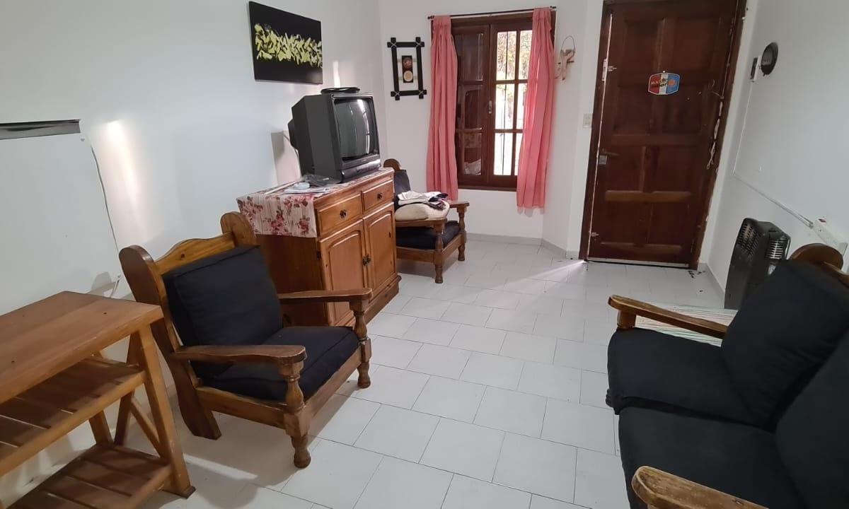 Duplex Tres Ambientes - Zona Norte - Todos Los Servicios Conectados 3