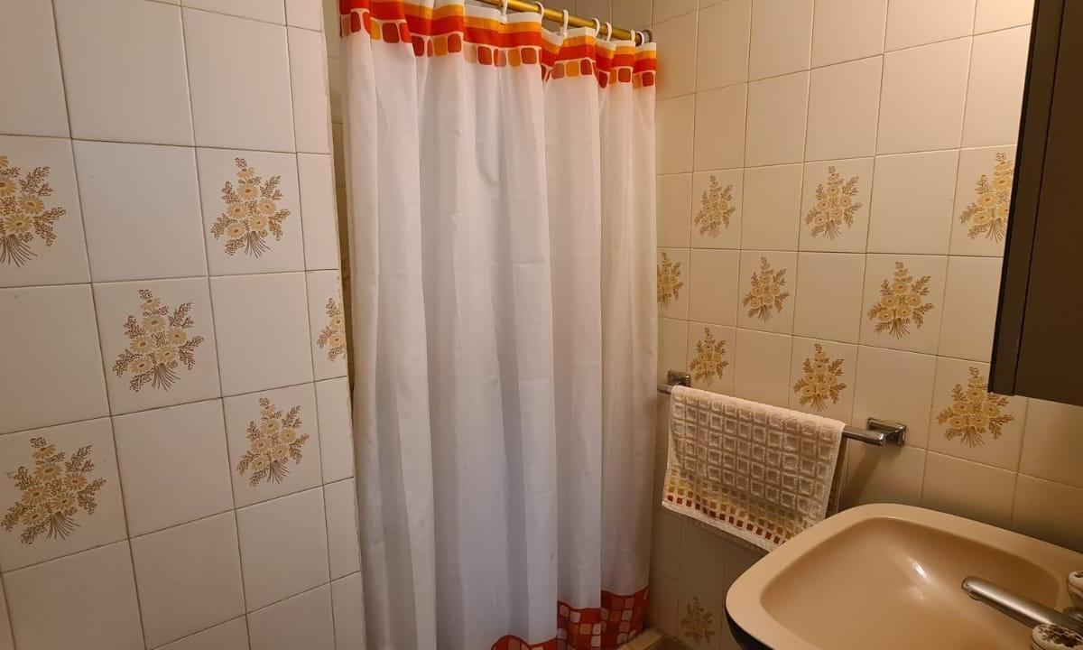 Triplex Cuatro Ambientes con Garaje - Excelente Ubicación 2