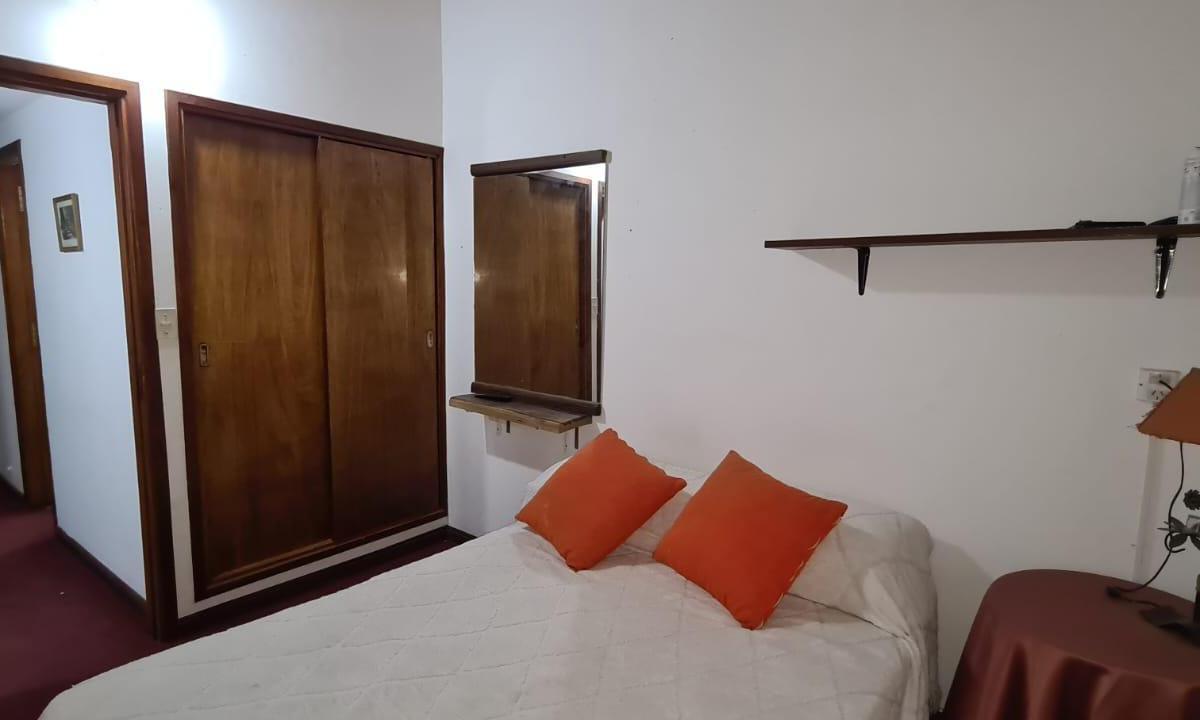 Duplex Cuatro Ambientes con Cochera - Zona Residentes Permanentes 4
