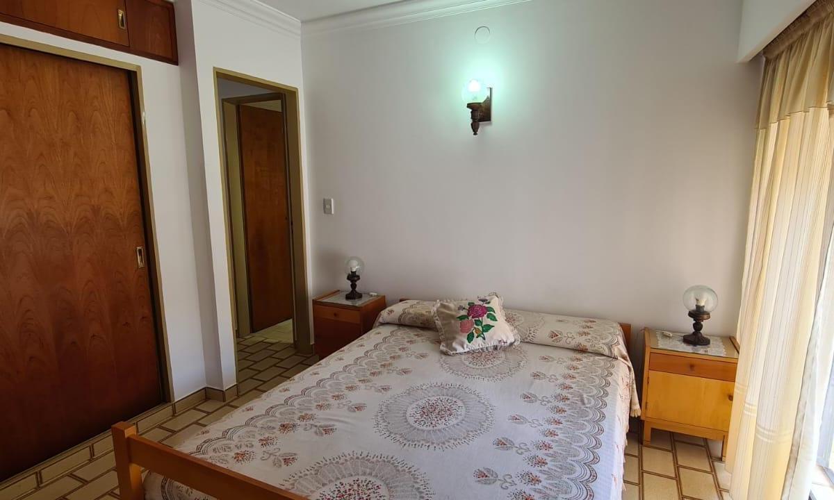 Regio Duplex Tres Ambientes con Cochera y Patio - Gas Conectado 4