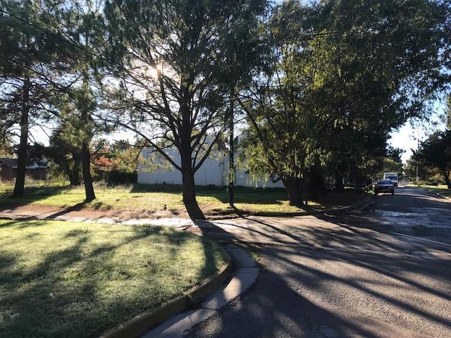 Lote en Av San Bernardo Esquina Calle 21 - Barrio Ezcurra Medrano 1