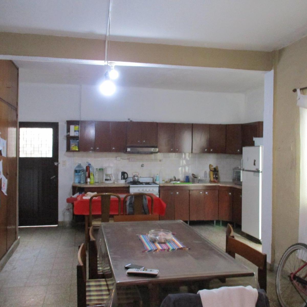 Importante Galpón con Vivienda Ubicado a 100 m del Acceso a Santa Teresita 3