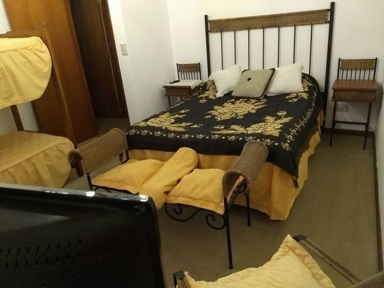 Importante Casa Cuatro Ambientes en Costa Azul 4