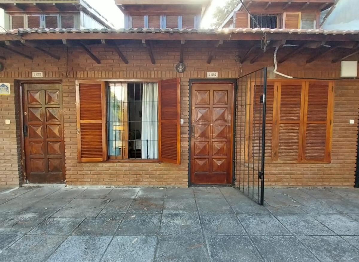 Duplex Tres Ambientes con Patio y Cochera - Zona Residencial 5