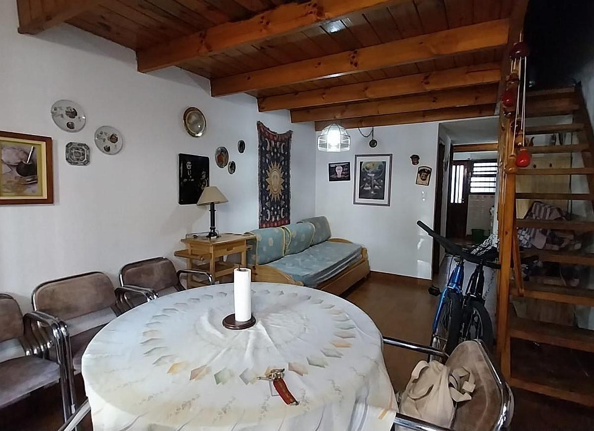 Duplex Tres Ambientes con Patio y Cochera - Zona Residencial 4