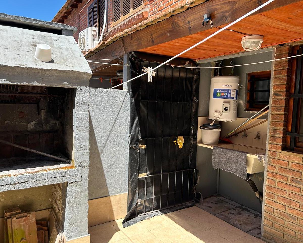 Duplex Tres Ambientes con Cochera - Zona Residentes Permanentes 5