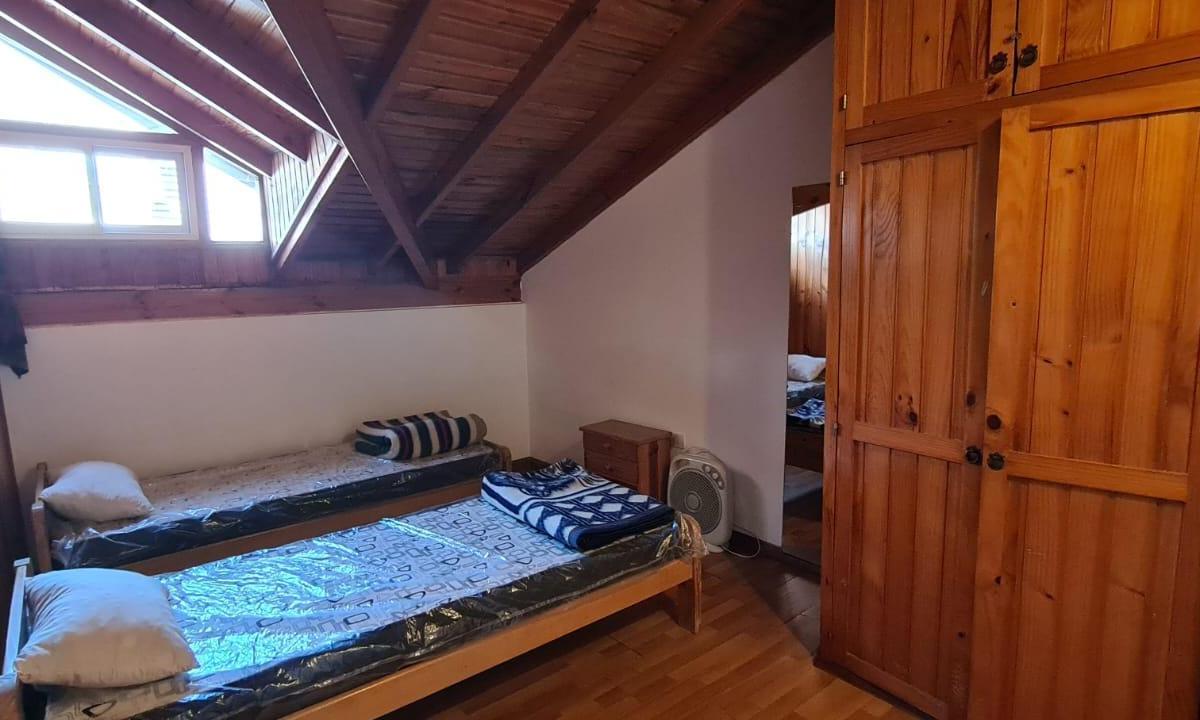 Departamento Tres Ambientes con Cochera a m del Mar 5