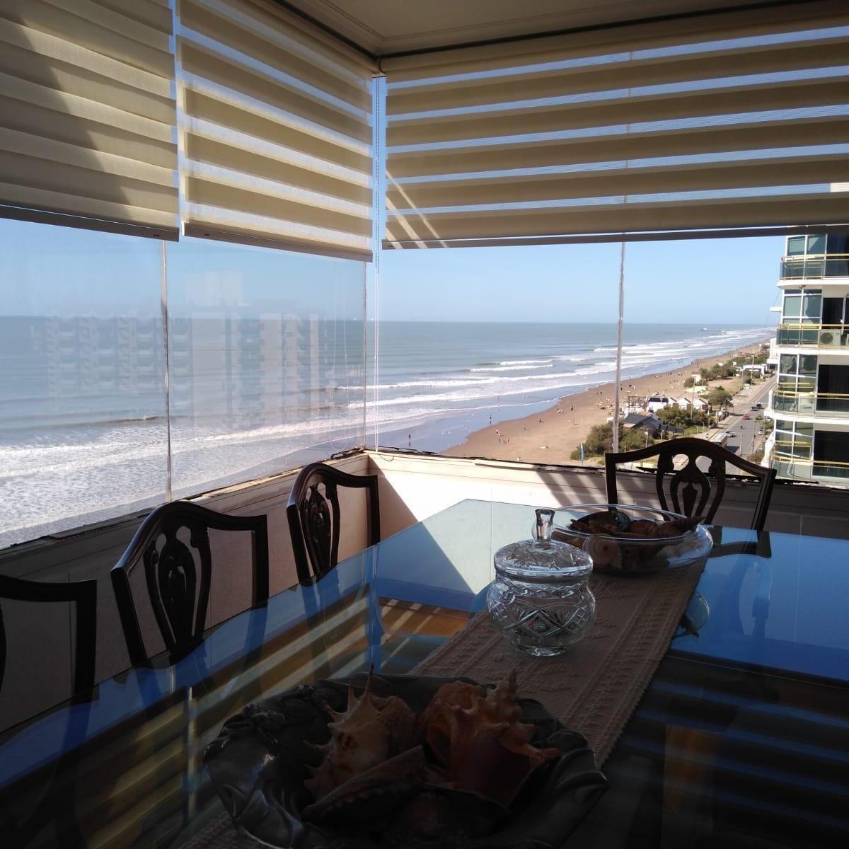 Exclusivo Piso Cuatro Ambientes con Cochera con Gran Vista Al Mar! 2