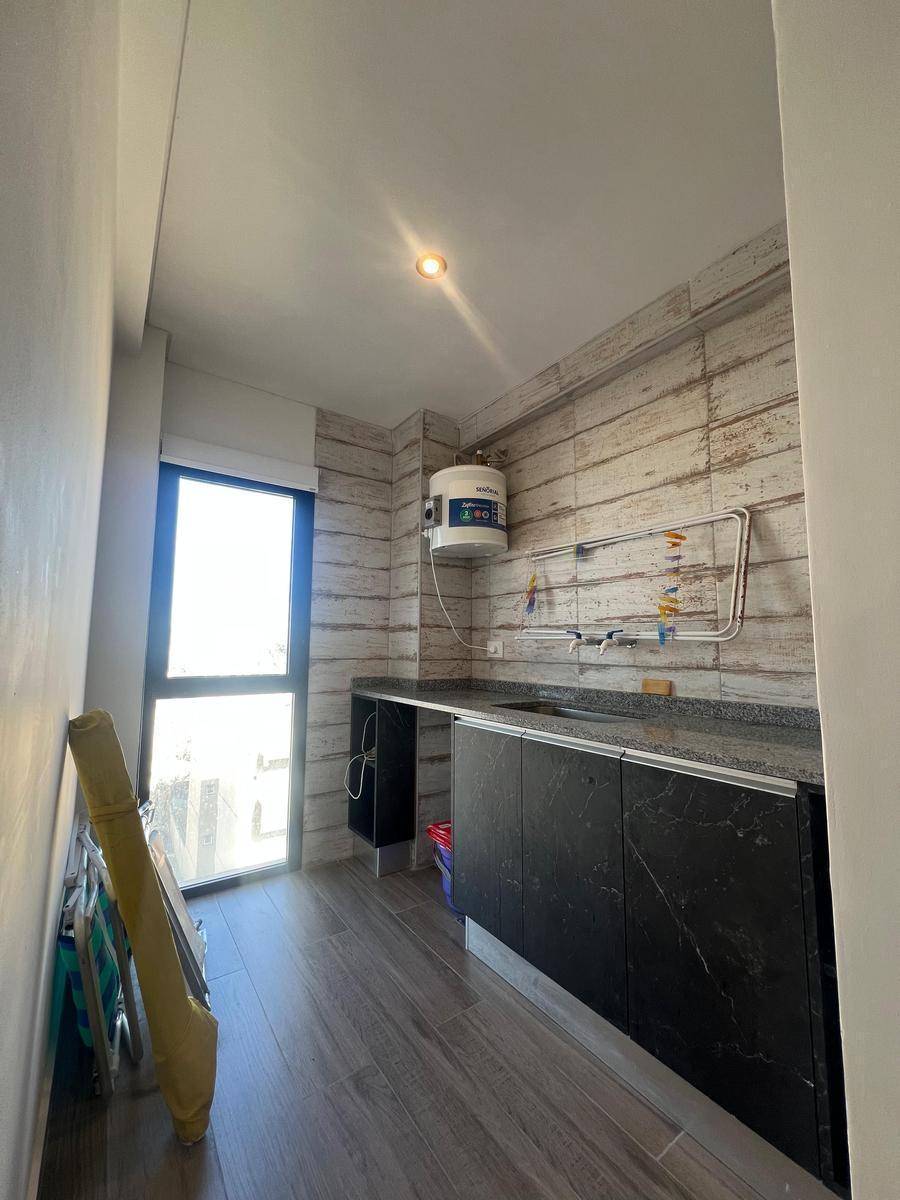 Moderno Departamento Tres Ambientes a Pocos m del Mar 1