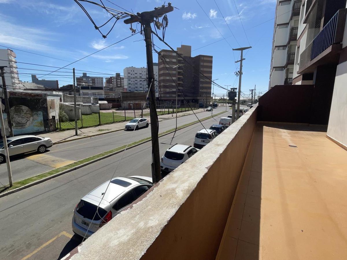 Hermoso Dpto de 3 Ambientes Amplios en Edificio Ancla! a m del Mar! 1