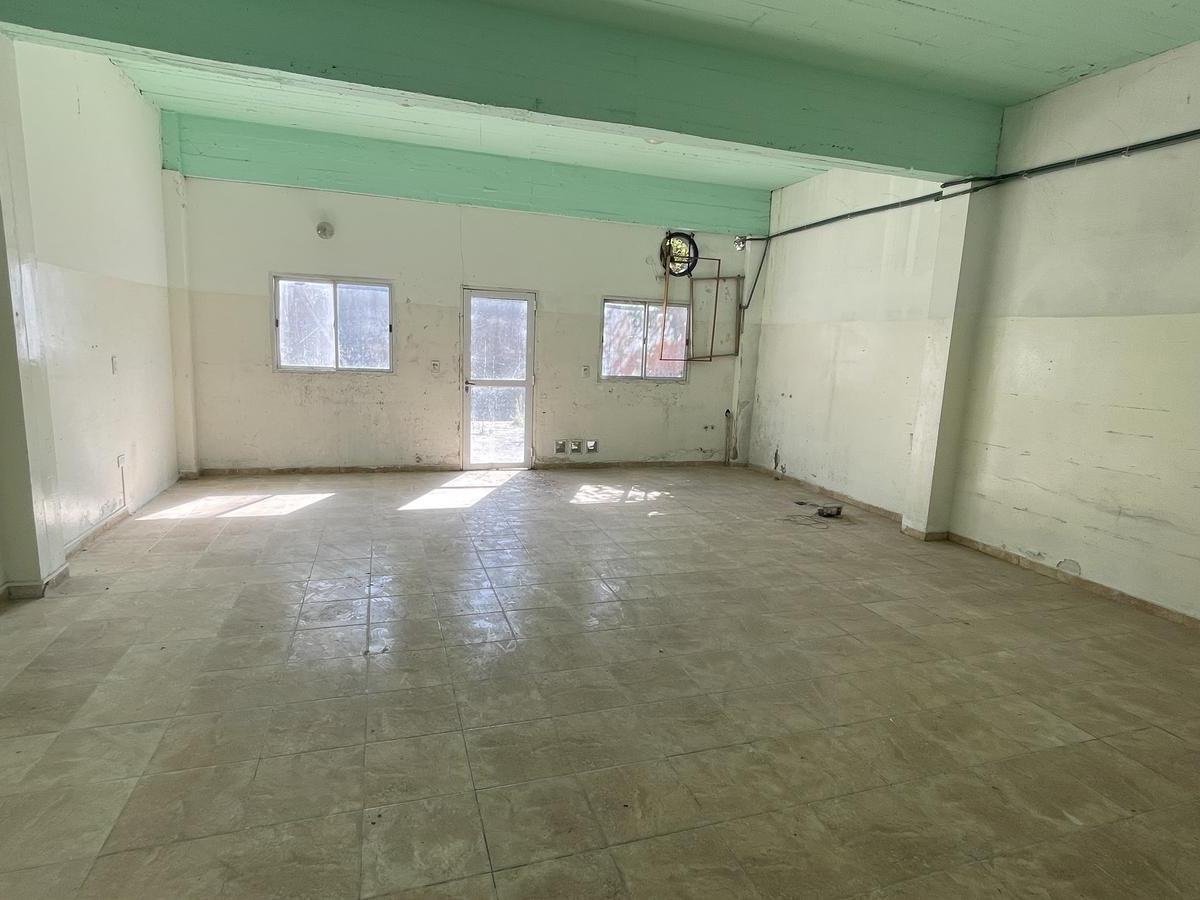 Oportunidad - Local en Venta - Apto Multiples Rubros 2