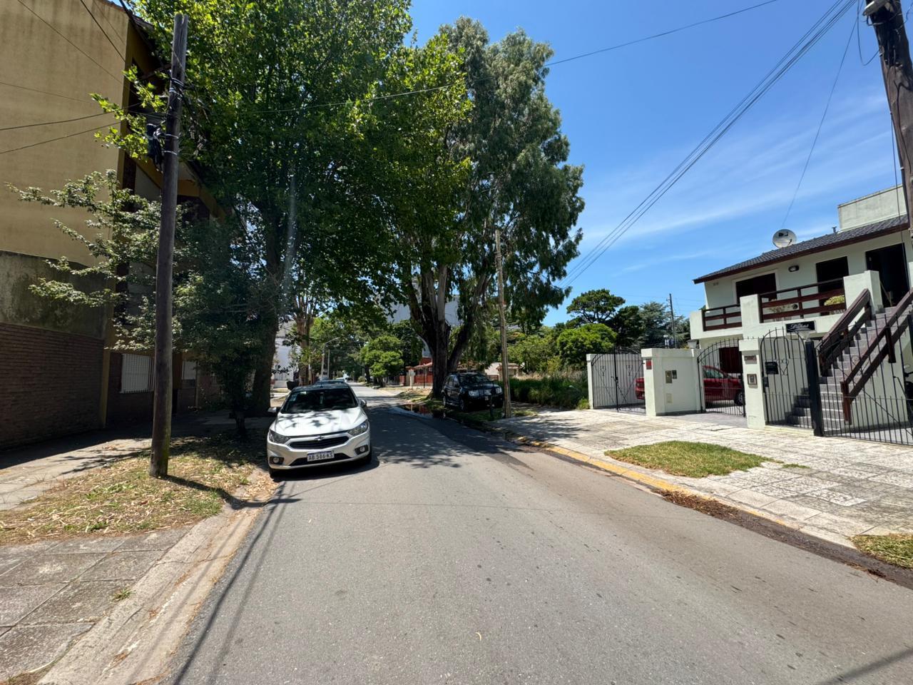 DEPARTAMENTO DOS AMBIENTES - ZONA RESIDENCIAL