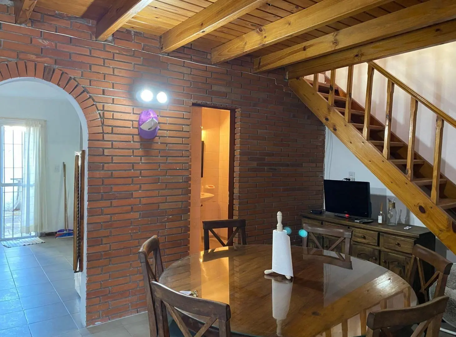 CHALET TRES AMBIENTES CON COCHERA Y PATIO - ZONA RESIDENTES PERMANENTES 4