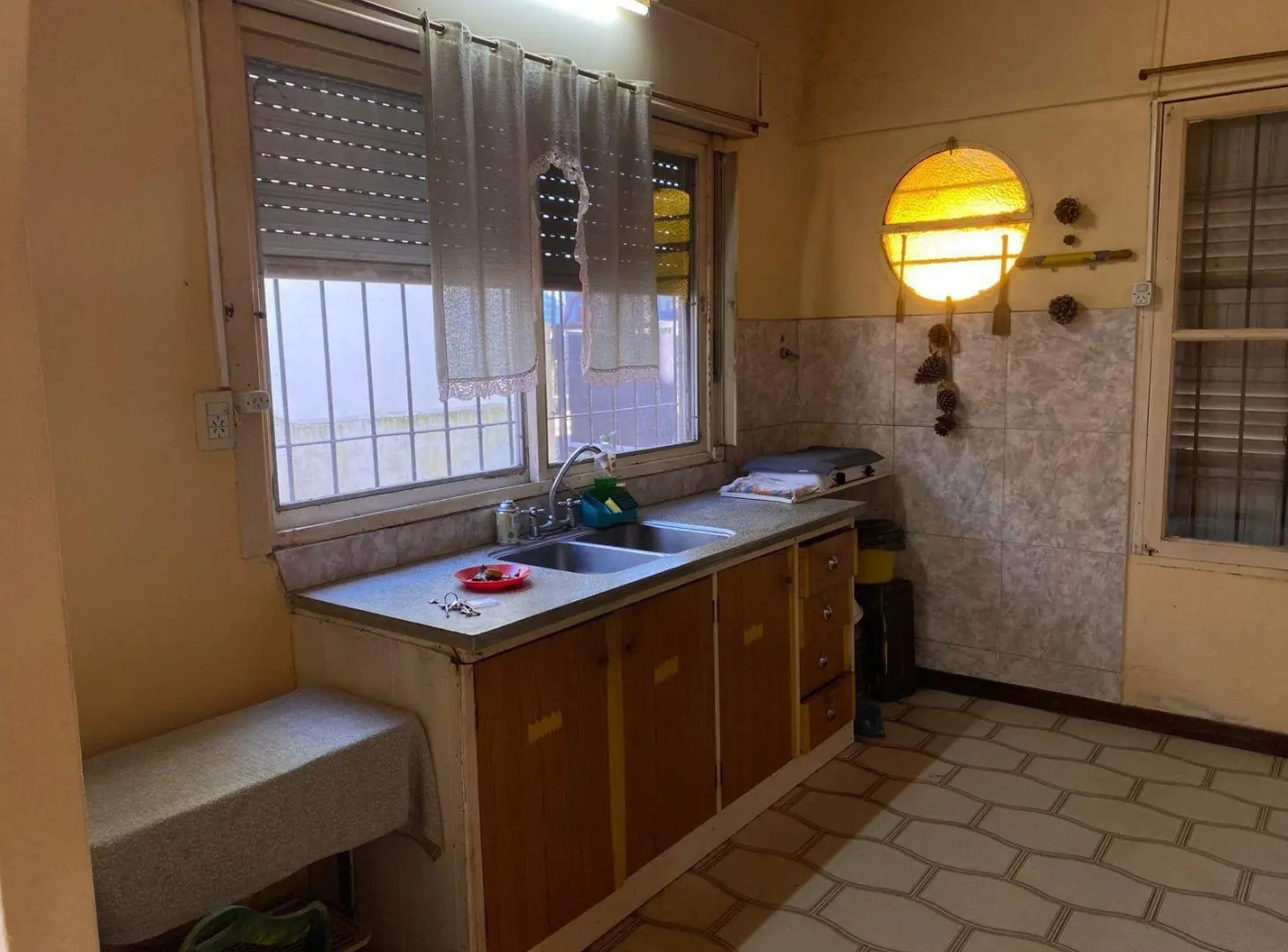 CHALET DOS AMBIENTES CON GARAJE - IDEAL VIVIENDA PERMANENTE 3