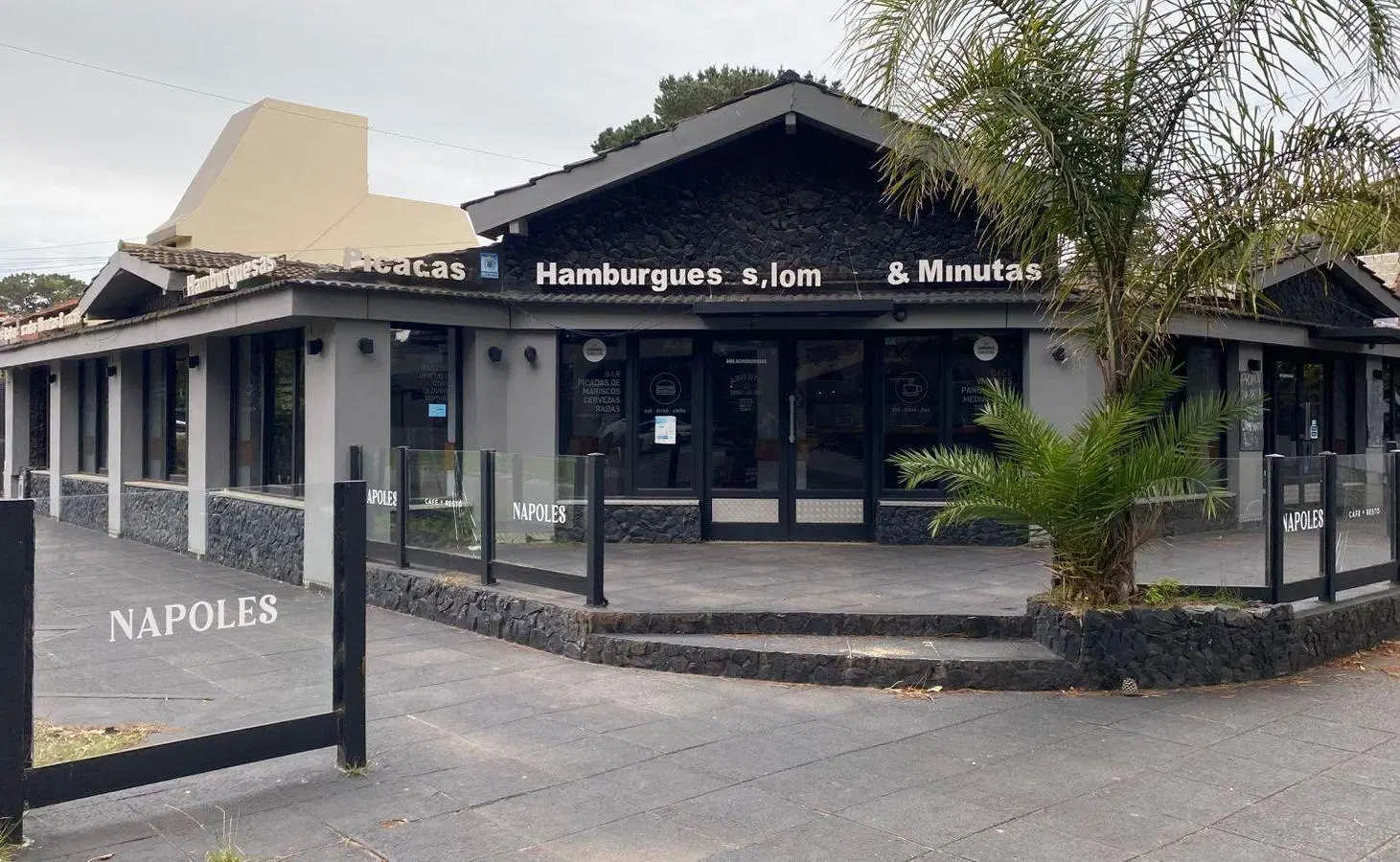 IMPORTANTE ESQUINA COMERCIAL EN ALQUILER SOBRE AV. SAN BERNARDO - INMEJORABLE UBICACIÓN 3