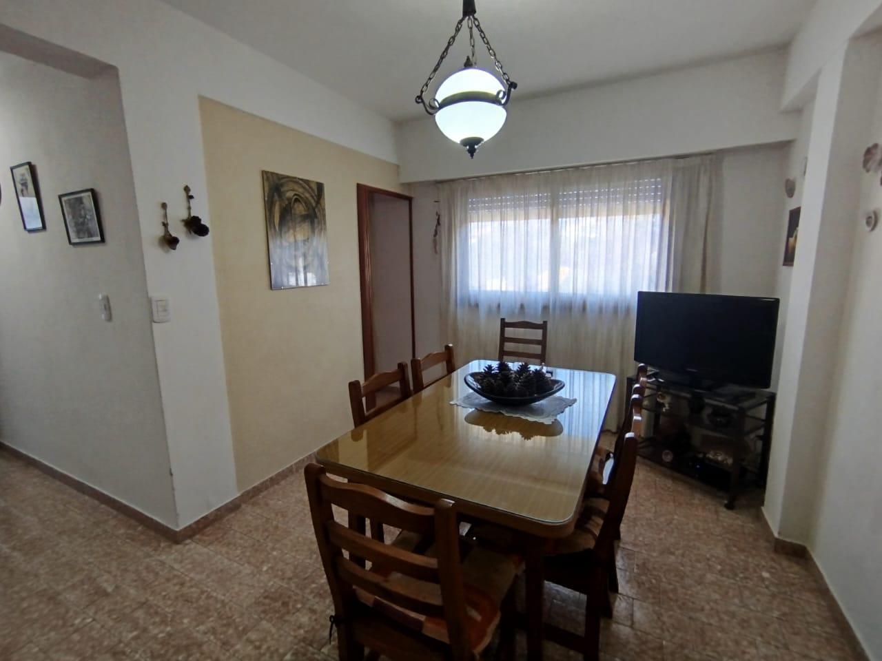 Foto de DEPARTAMENTO TRES AMBIENTES CON COCHERA, imagen 4